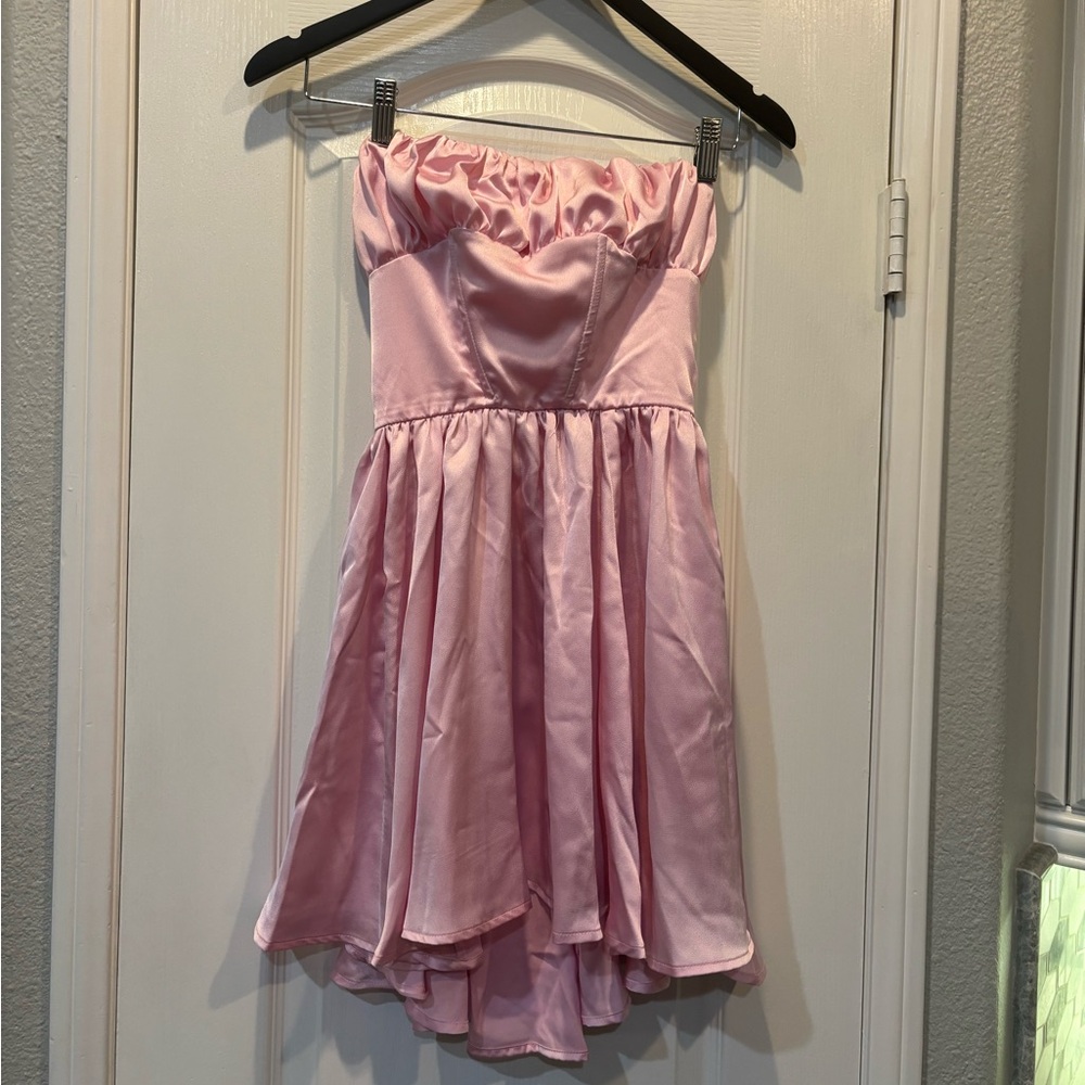 Lucy in the Sky Strapless Dress NWOT